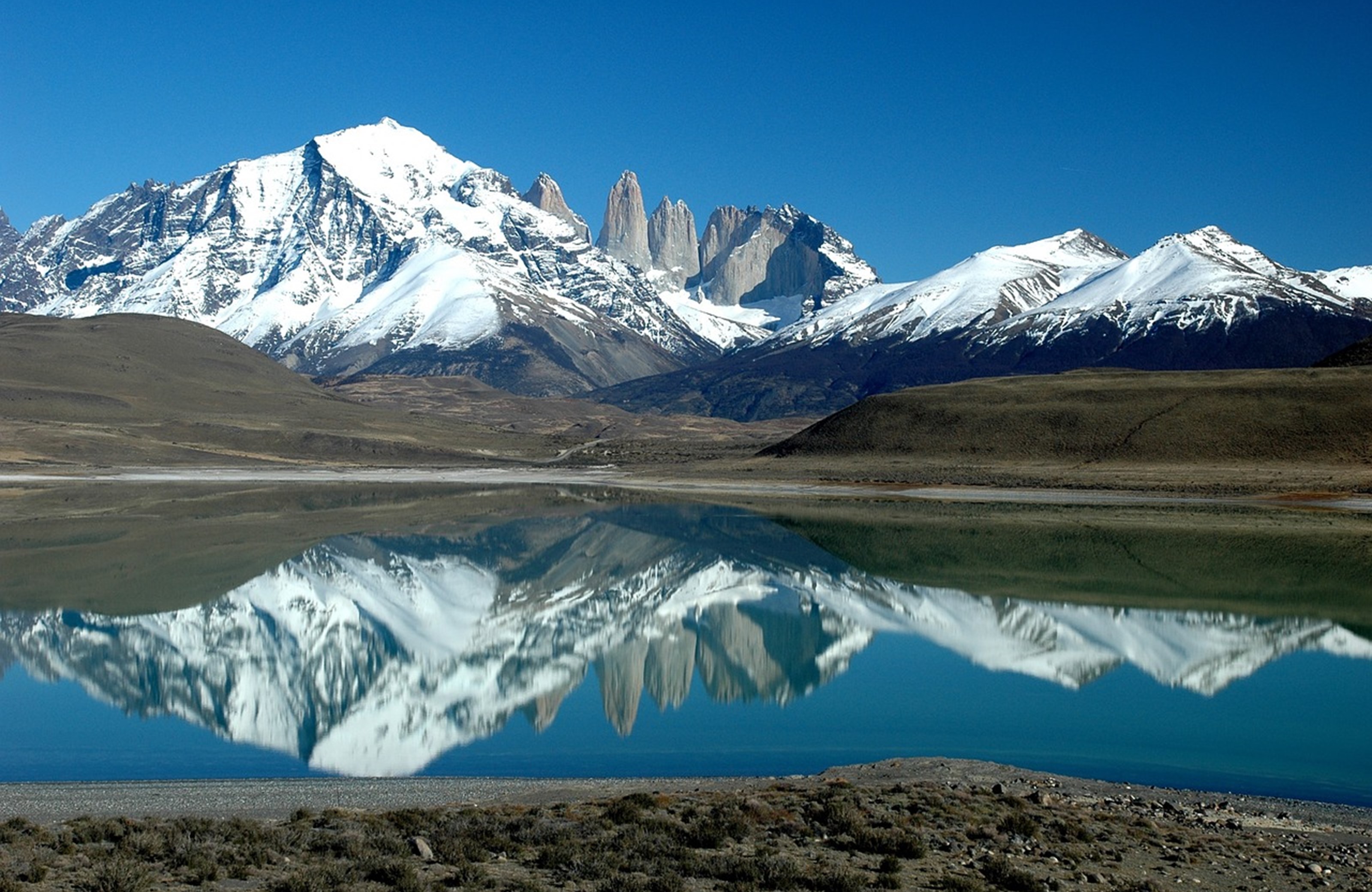 В какой стране находится гора анд. Аргентина Анды Патагония. Аргентина горы Анды. Южная Патагония, Аргентина. Патагония Аргентина и Чили.